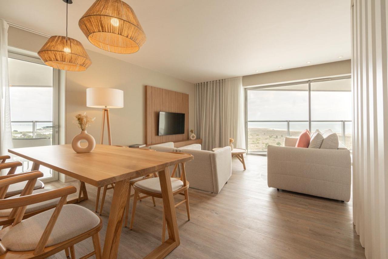 Two-Bedroom Apartment Sea View,1413049715:JPEG