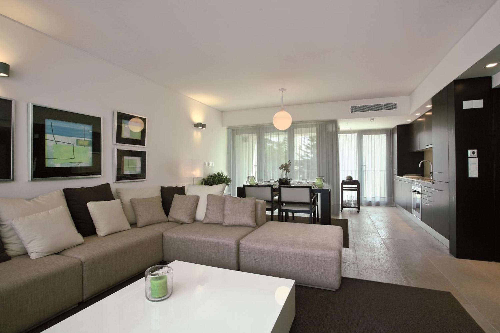 Two-Bedroom Apartment,914161702:JPEG